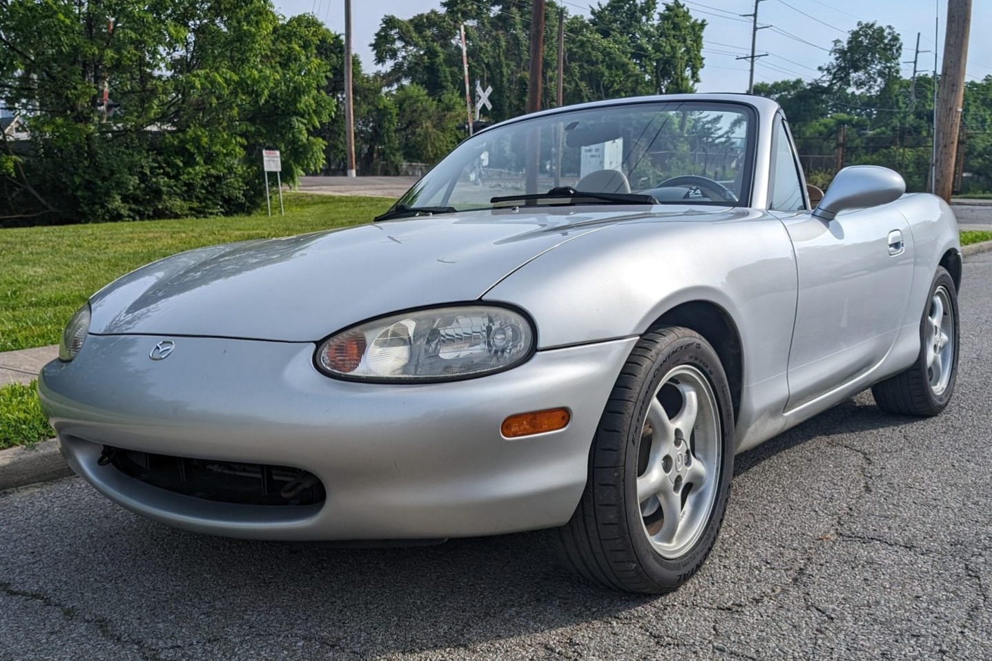 1999 Mazda MX-5 Miata 5-Speed