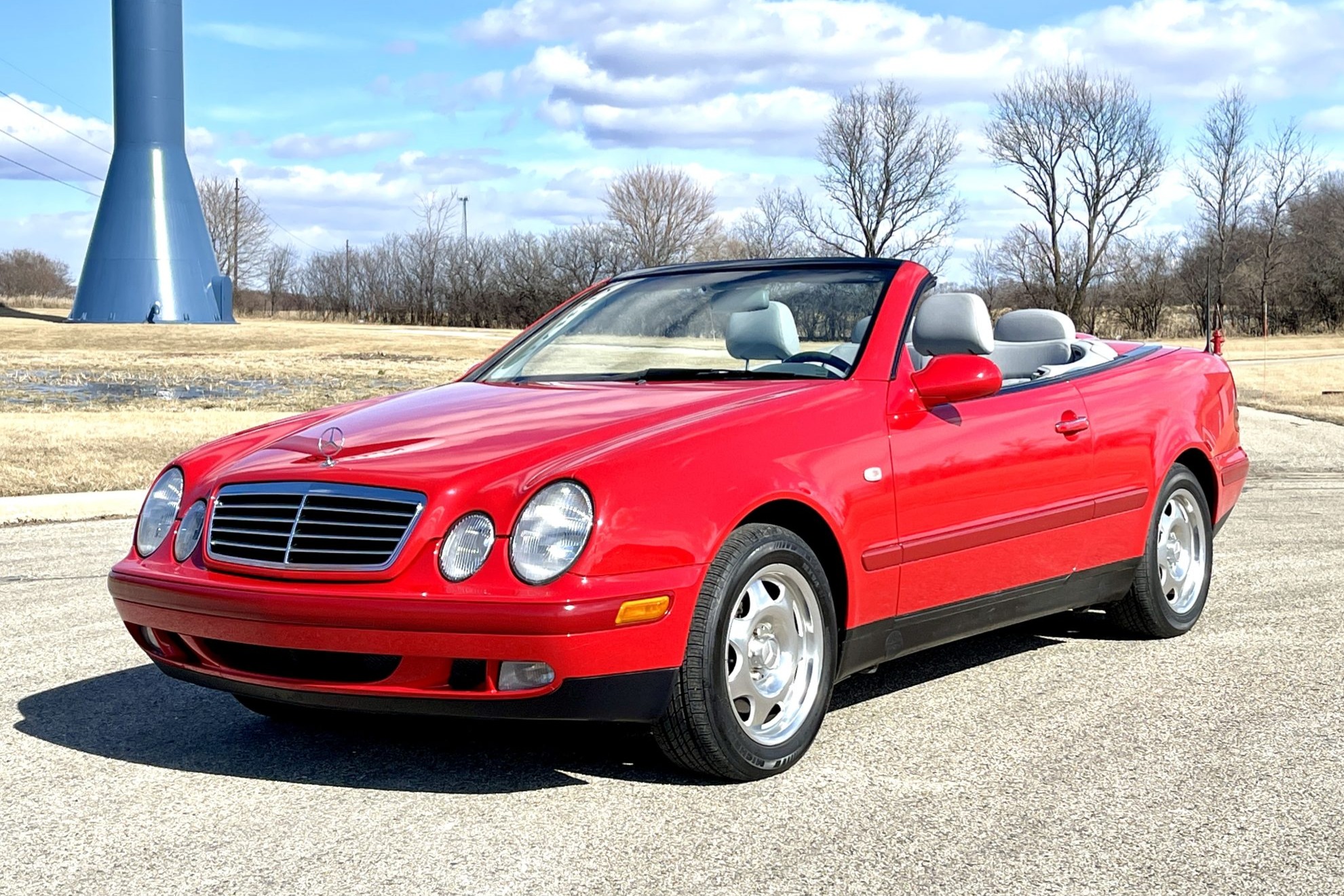 37k-Miles 1999 Mercedes-Benz CLK320 Cabriolet