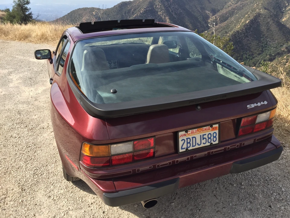 1984 Porsche 944 - Image 11 of 31
