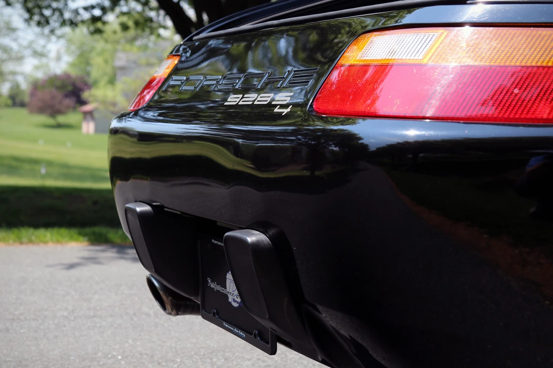 1987 Porsche 928 S4 - Image 30 of 31