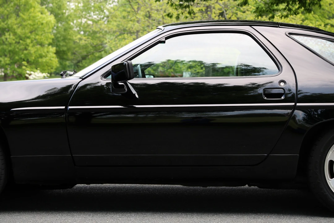 1987 Porsche 928 S4 - Image 16 of 31