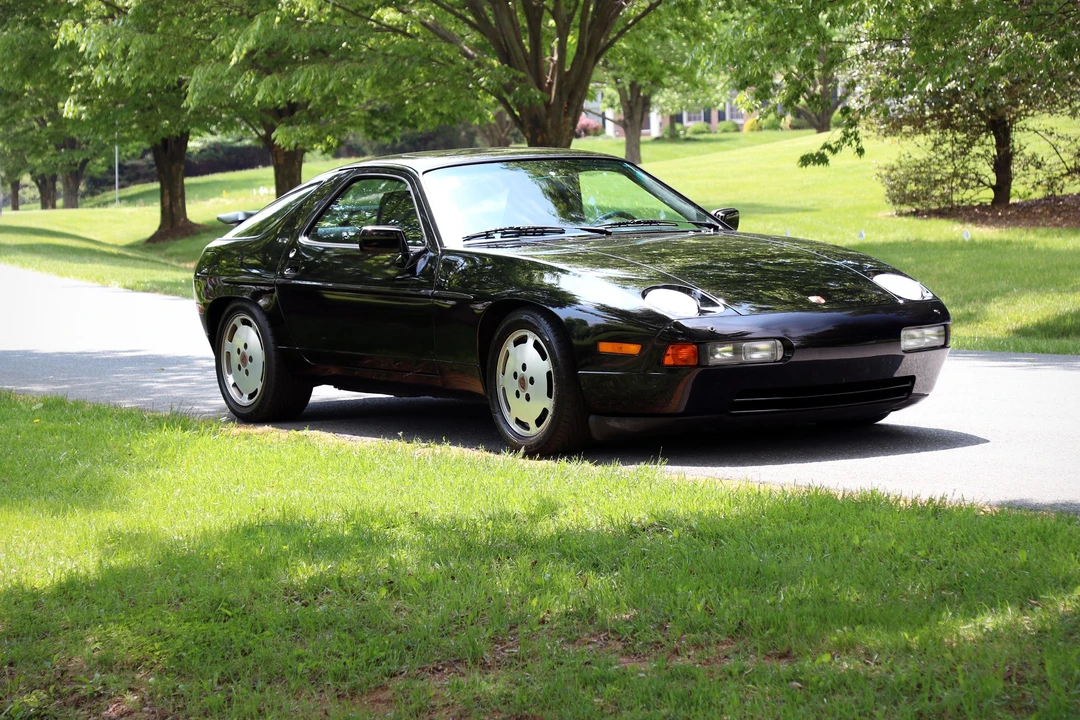 1987 Porsche 928 S4 - Image 11 of 31