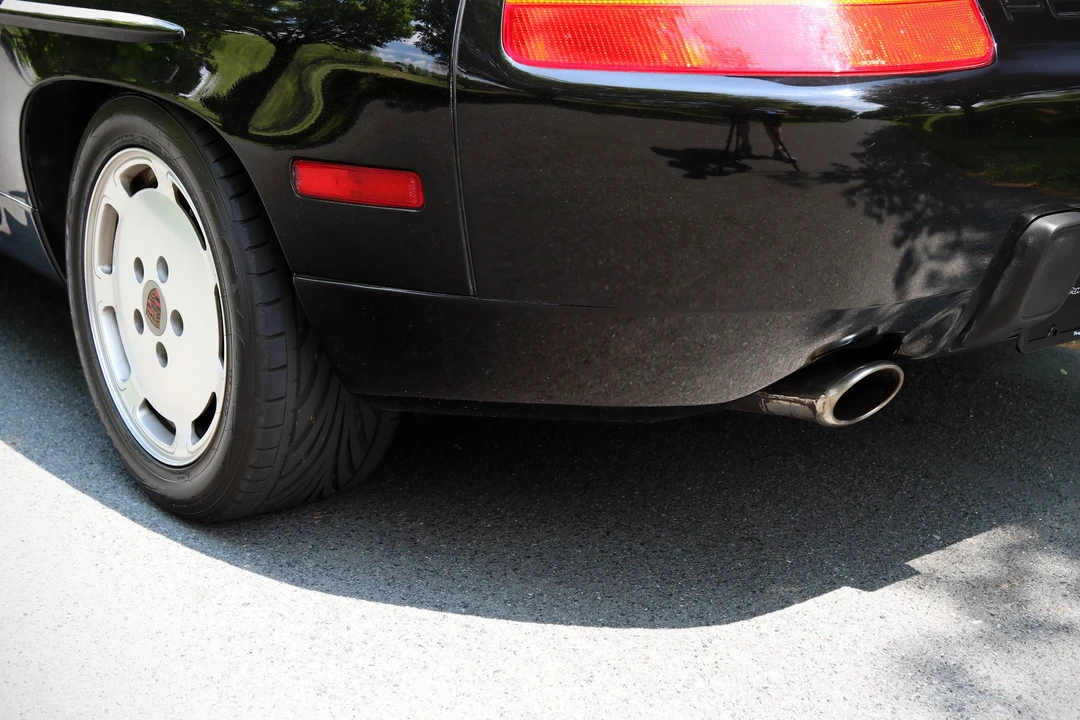 1987 Porsche 928 S4 - Image 23 of 31
