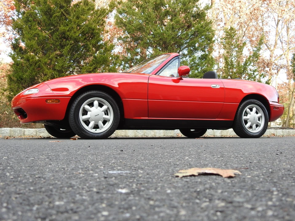 1990 Mazda NA MX-5 Miata - Image 3 of 31