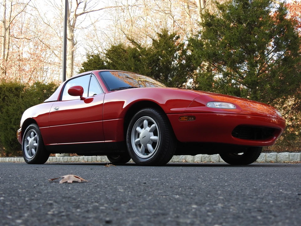 1990 Mazda NA MX-5 Miata - Image 19 of 31