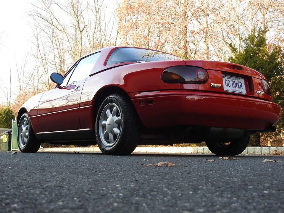 1990 Mazda NA MX-5 Miata - Image 16 of 31