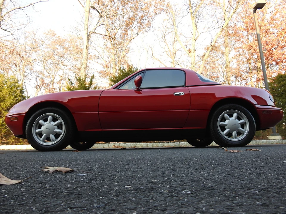 1990 Mazda NA MX-5 Miata - Image 14 of 31
