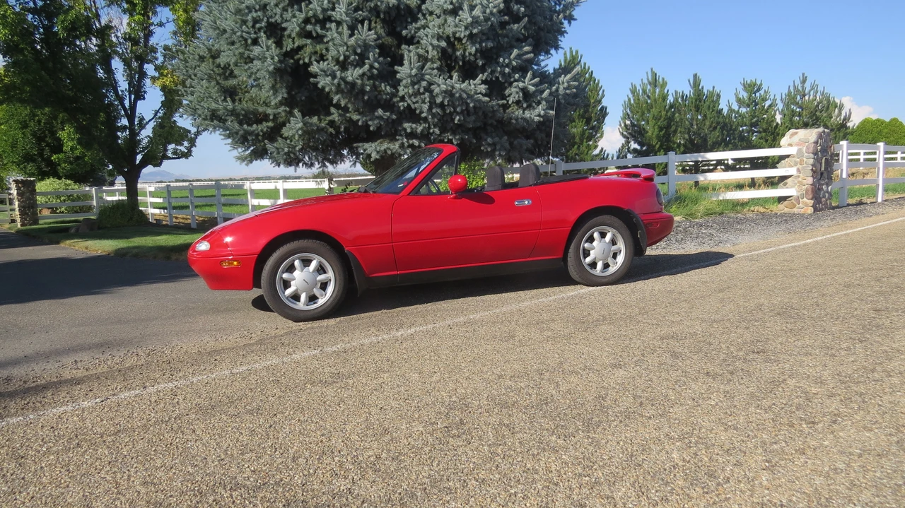 1990 Mazda NA MX-5 Miata - Image 3 of 31