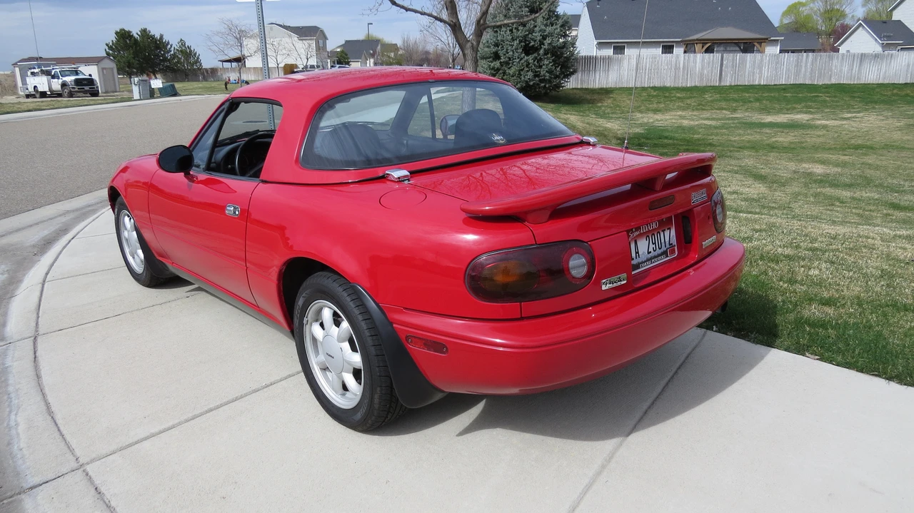 1990 Mazda NA MX-5 Miata - Image 14 of 31