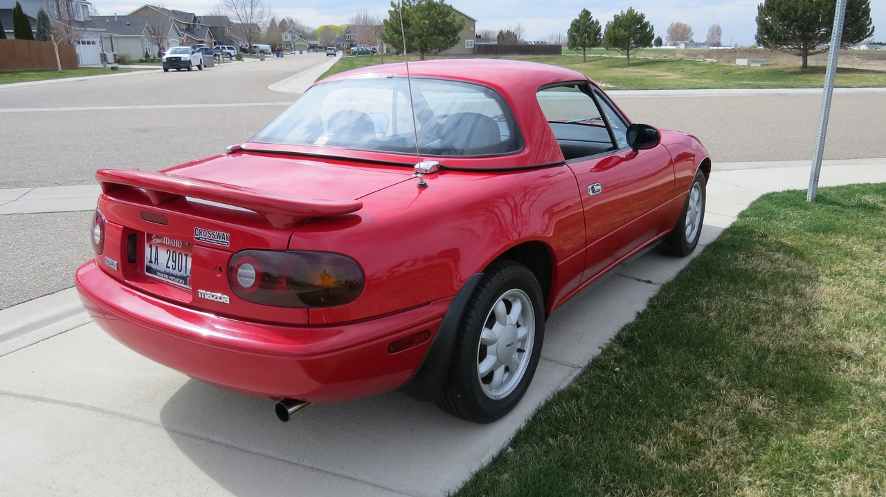 1990 Mazda NA MX-5 Miata - Image 15 of 31
