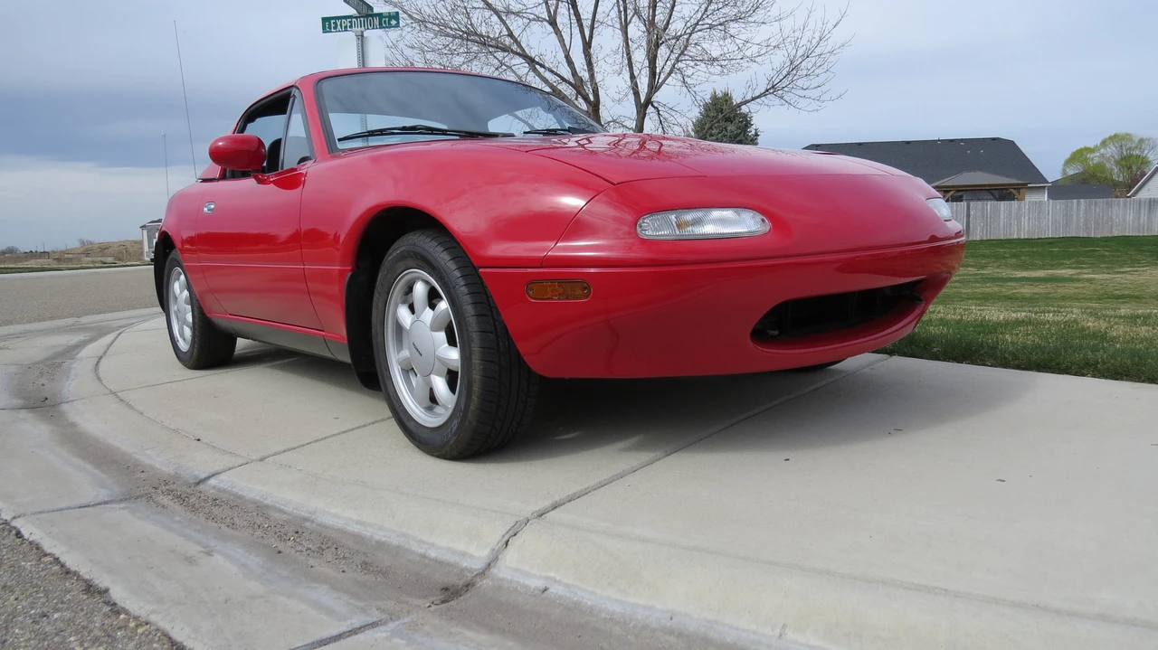 1990 Mazda NA MX-5 Miata - Image 24 of 31