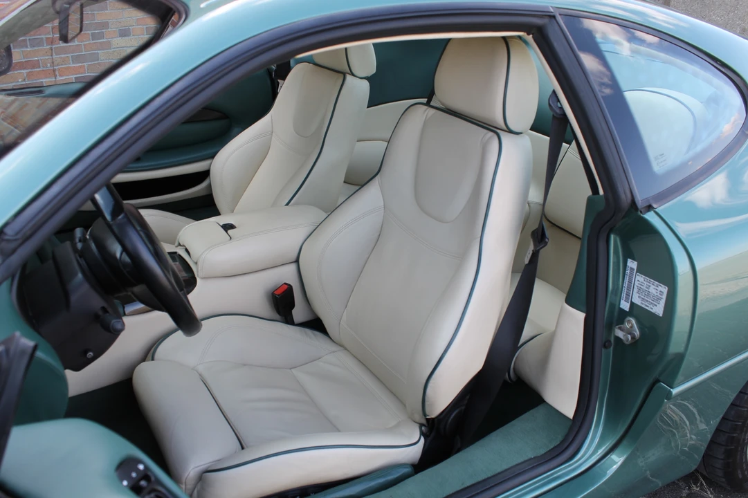 2000 Aston Martin DB7 Vantage - Image 26 of 31