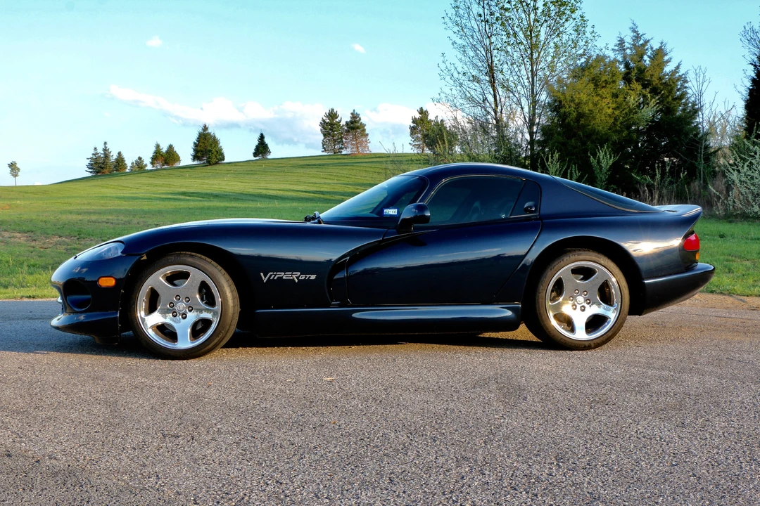 2001 Dodge Viper GTS 2nd Gen - Image 5 of 31