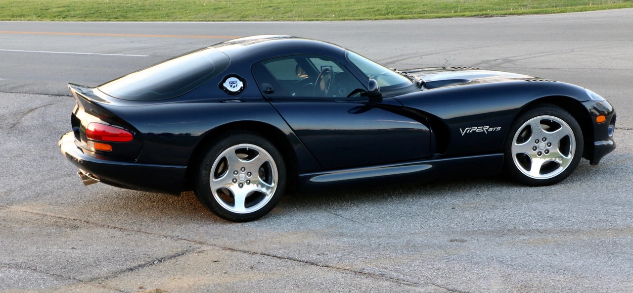 2001 Dodge Viper GTS 2nd Gen - Image 7 of 31