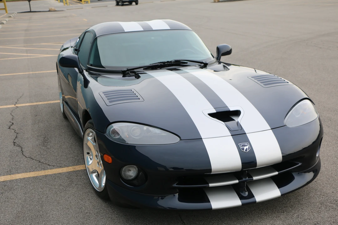 2001 Dodge Viper GTS 2nd Gen - Image 22 of 31