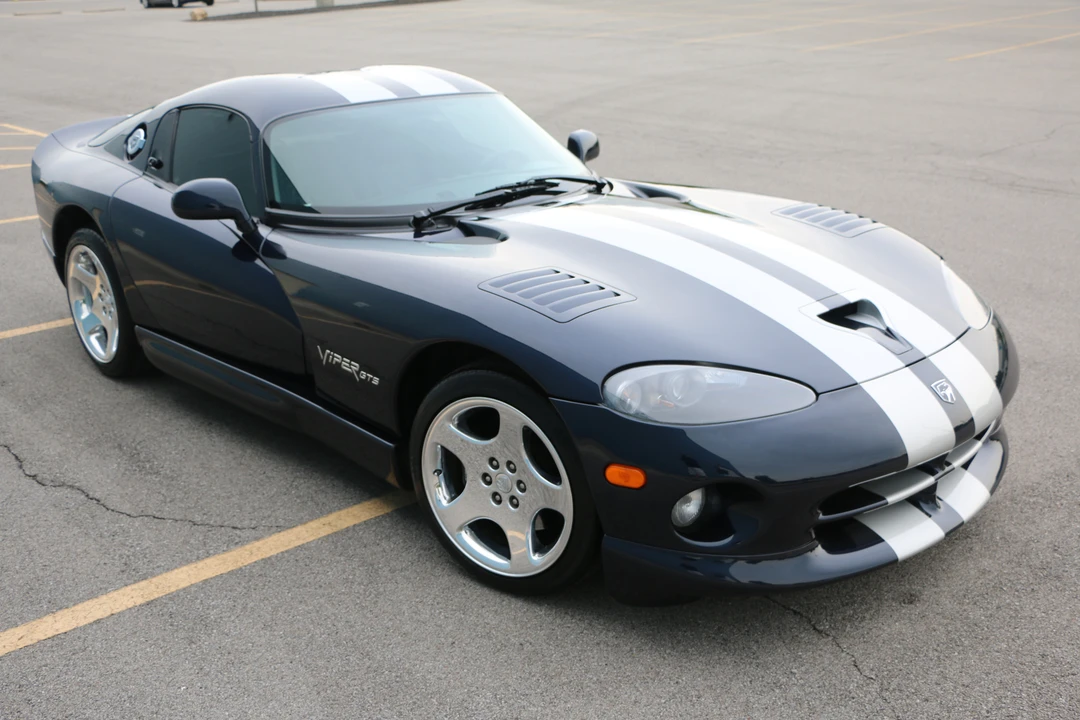 2001 Dodge Viper GTS 2nd Gen - Image 23 of 31