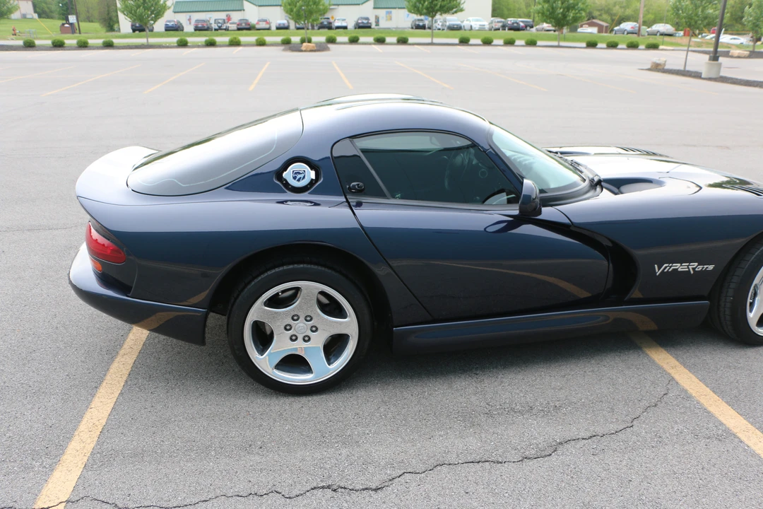 2001 Dodge Viper GTS 2nd Gen - Image 25 of 31