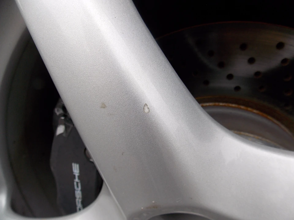 2002 Porsche 996 Carrera - Image 27 of 31