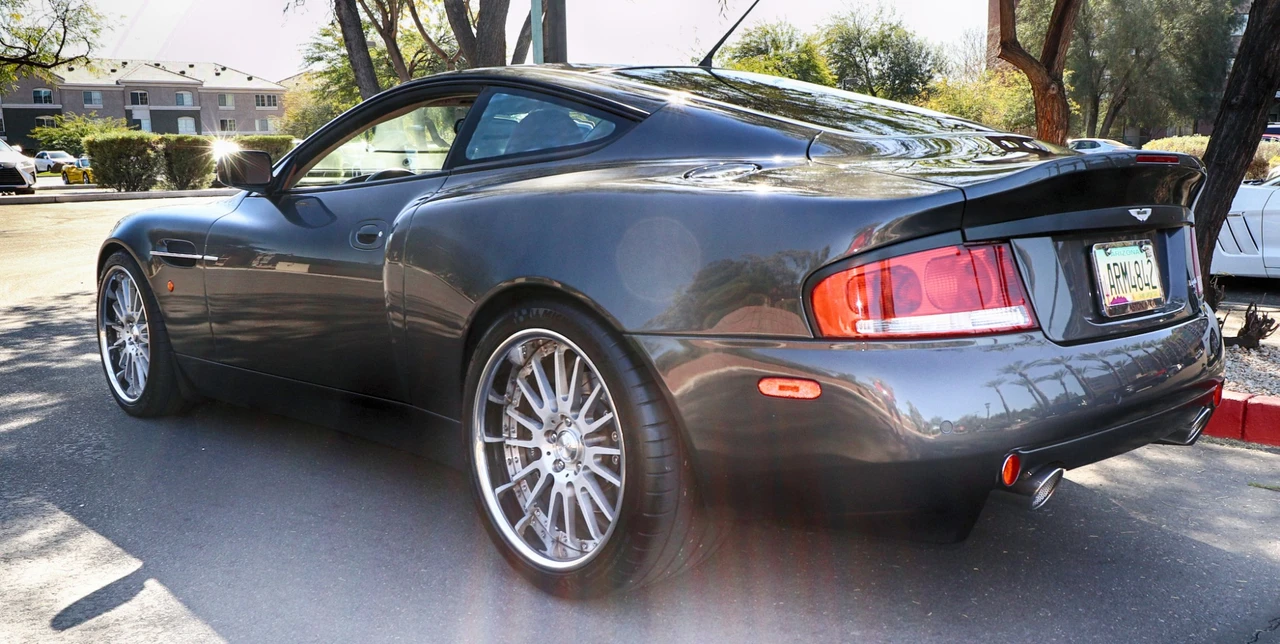 2005 Aston Martin Vanquish 1st Gen - Image 4 of 31