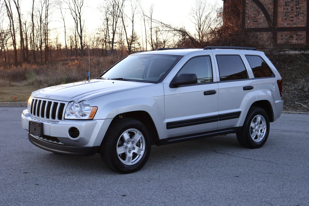 2005 Jeep WK Grand Cherokee - Image 3 of 31