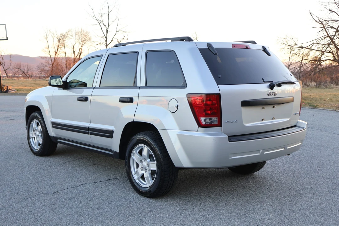 2005 Jeep WK Grand Cherokee - Image 11 of 31