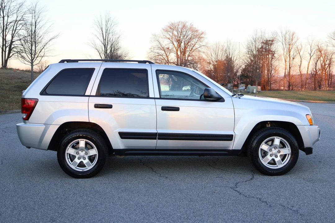 2005 Jeep WK Grand Cherokee - Image 7 of 31