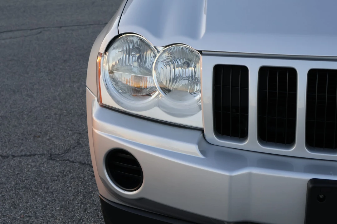 2005 Jeep WK Grand Cherokee - Image 18 of 31