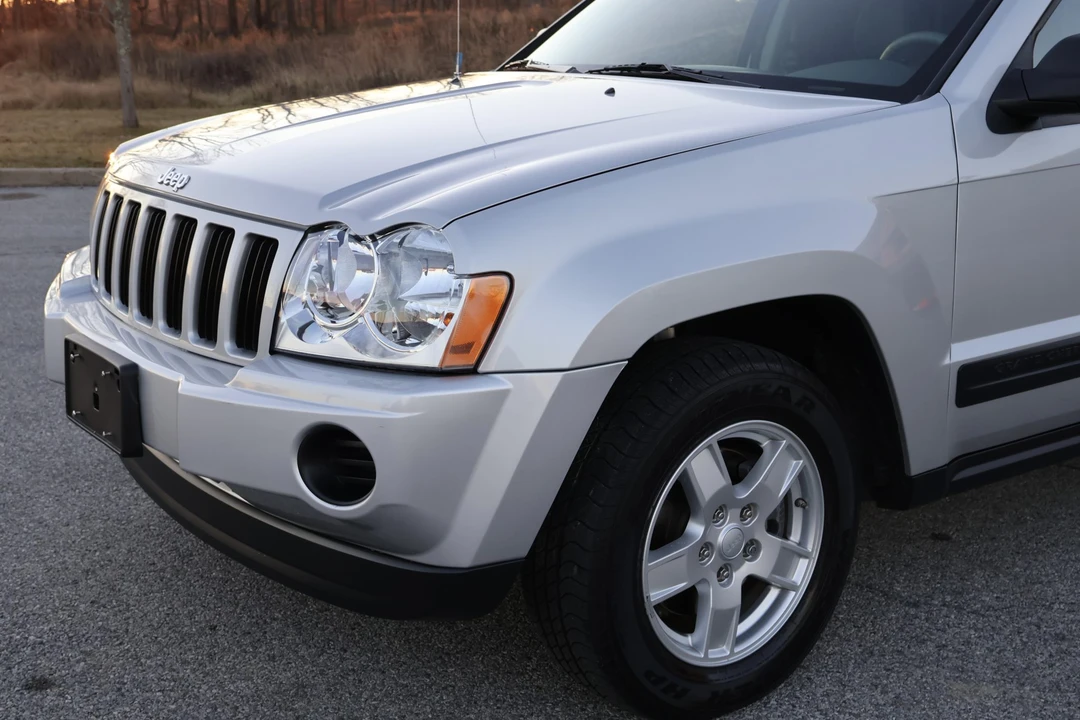 2005 Jeep WK Grand Cherokee - Image 15 of 31