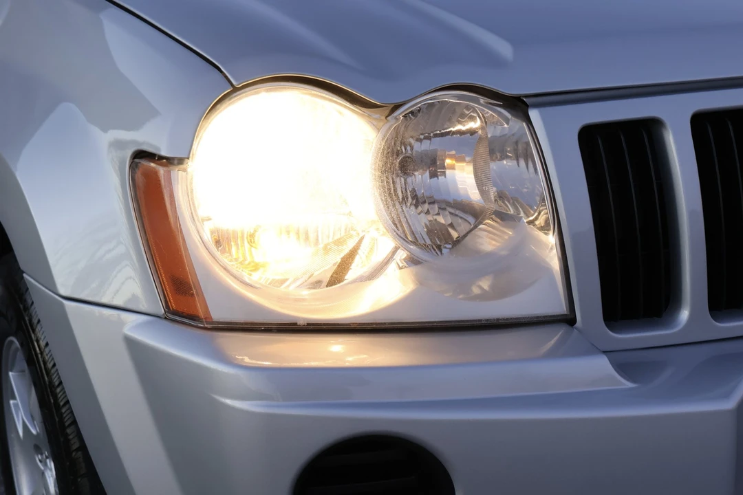 2005 Jeep WK Grand Cherokee - Image 21 of 31