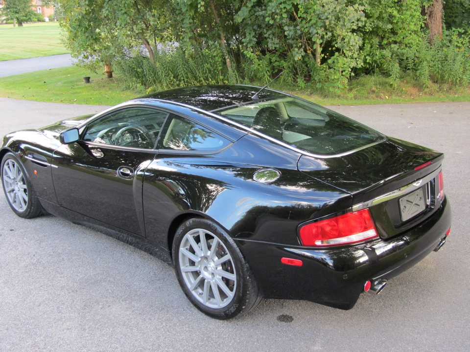 2006 Aston Martin Vanquish 1st Gen - Image 14 of 31