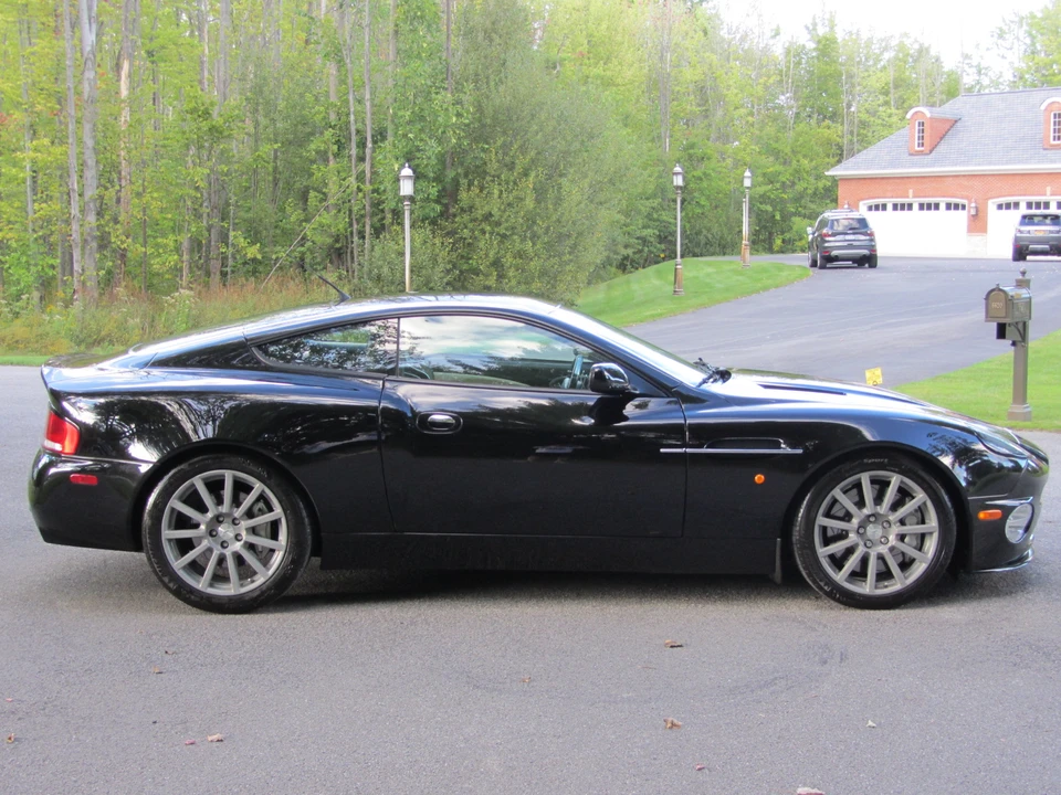 2006 Aston Martin Vanquish 1st Gen - Image 23 of 31