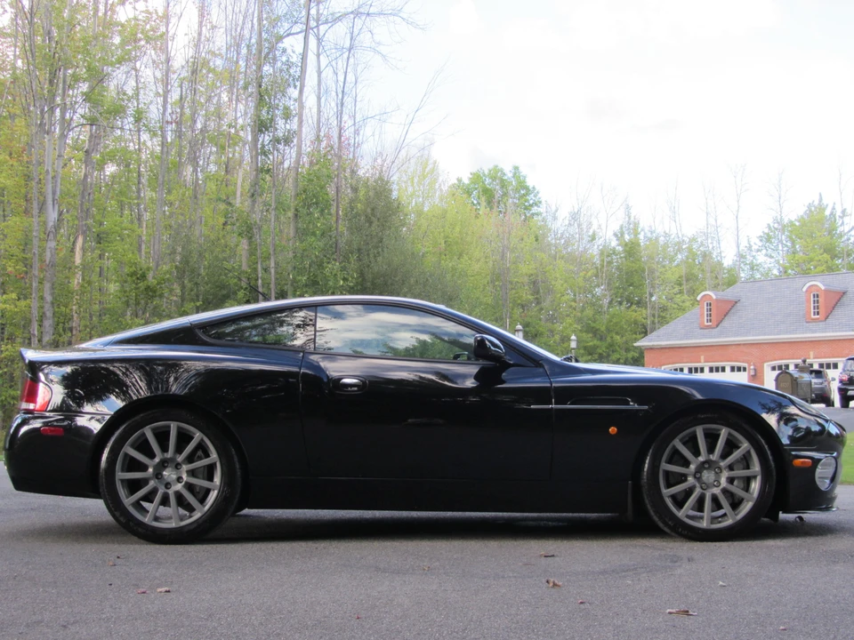 2006 Aston Martin Vanquish 1st Gen - Image 22 of 31