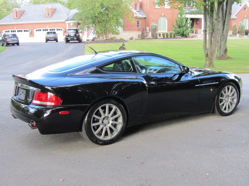 2006 Aston Martin Vanquish 1st Gen - Image 21 of 31