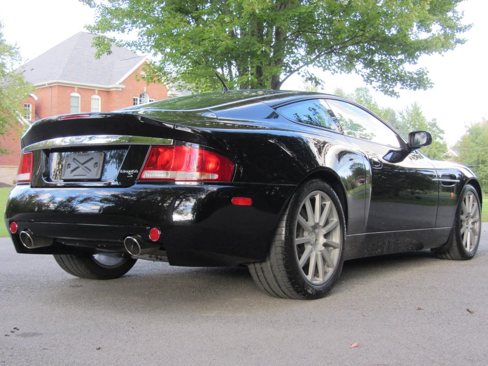 2006 Aston Martin Vanquish 1st Gen - Image 17 of 31