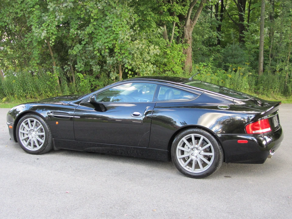 2006 Aston Martin Vanquish 1st Gen - Image 11 of 31