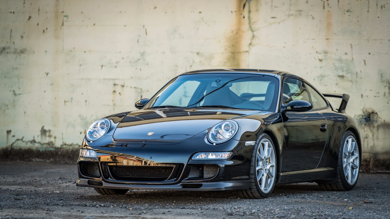 2008 Porsche 997 GT3 - Image 2 of 31