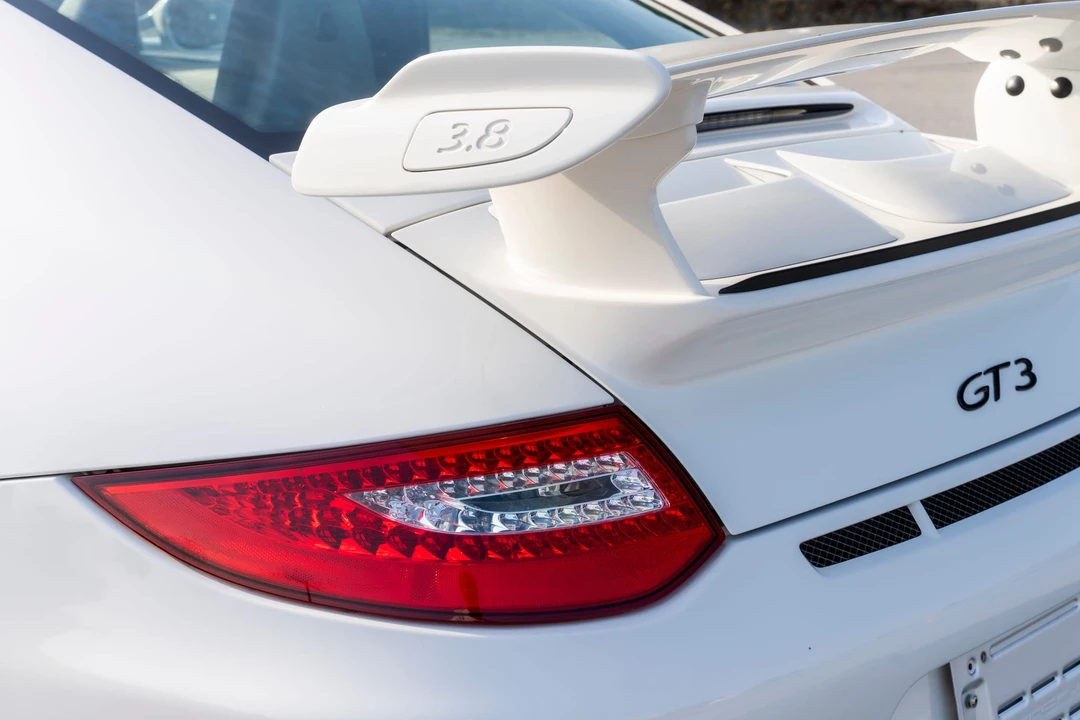 2010 Porsche 997 GT3 - Image 16 of 31