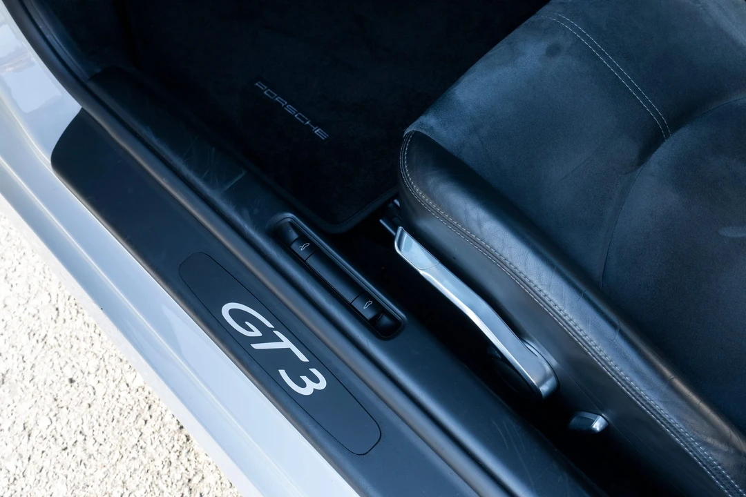 2010 Porsche 997 GT3 - Image 27 of 31