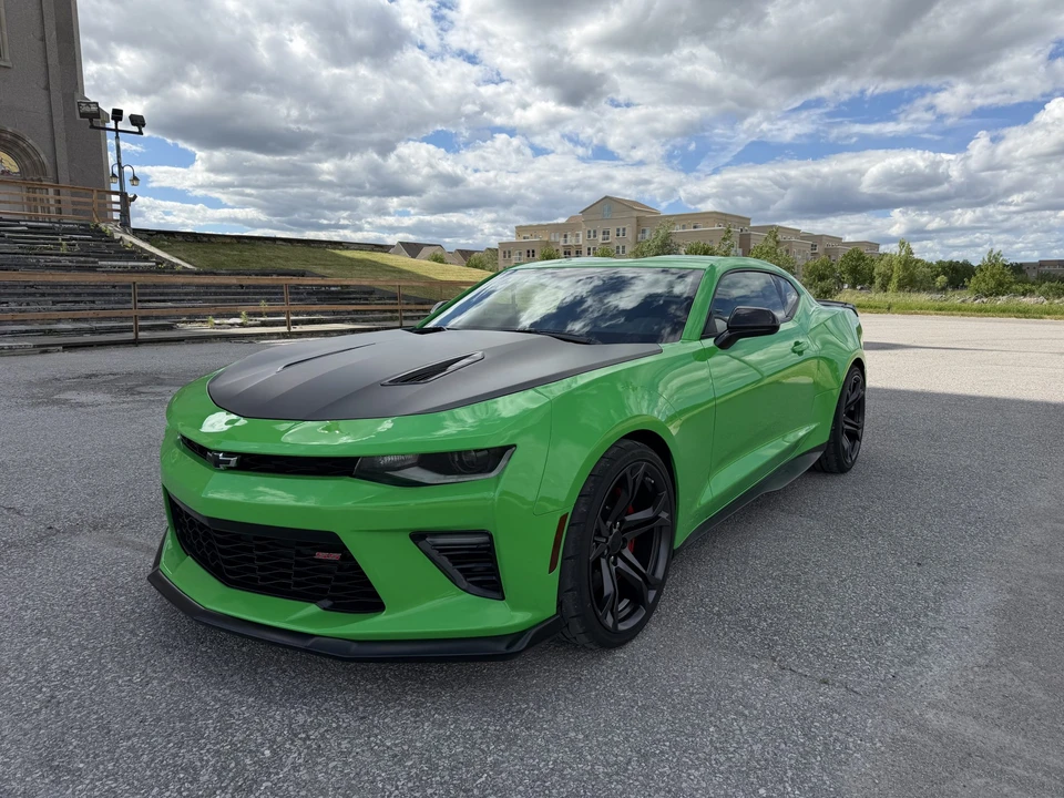 2017 Chevrolet Camaro SS 6th Gen - Image 2 of 31