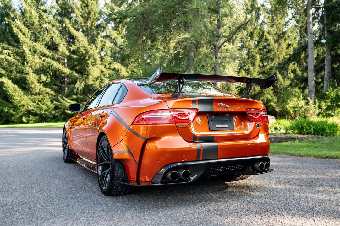 2019 Jaguar XE - Image 21 of 31