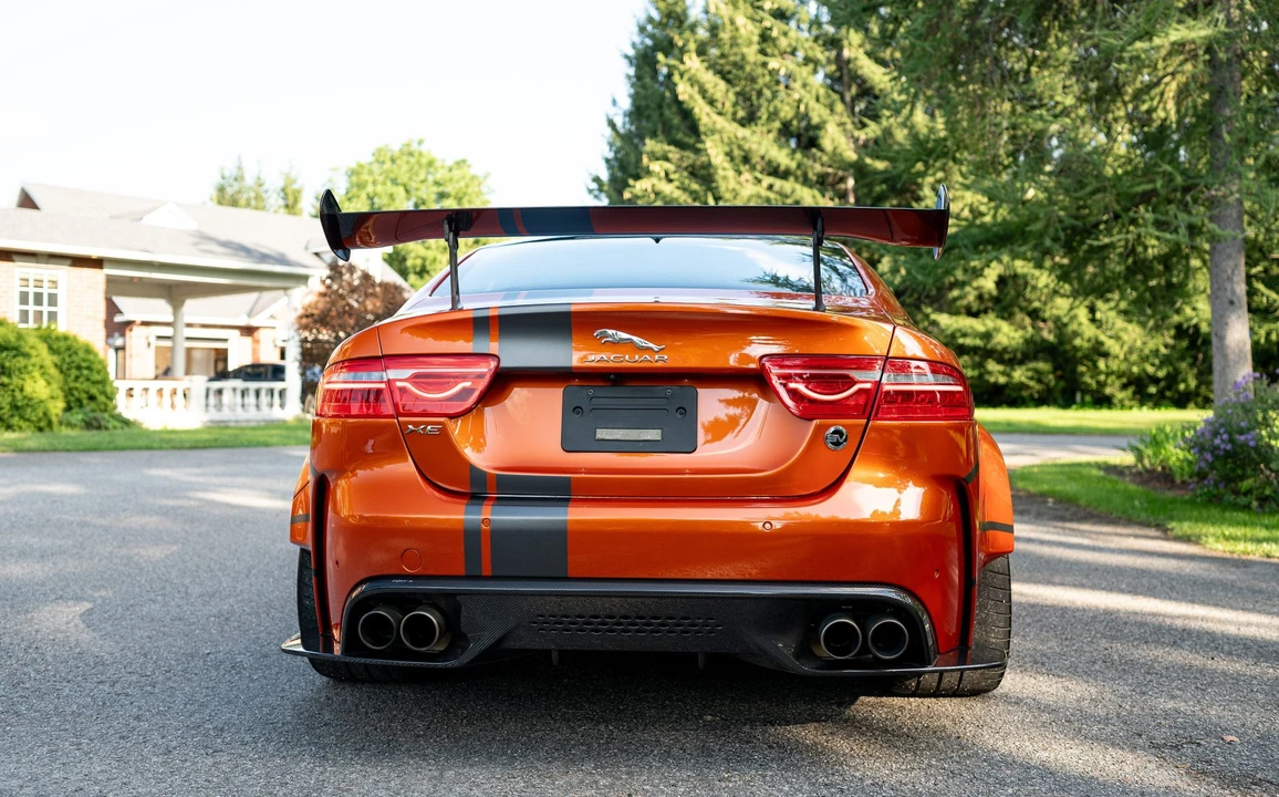 2019 Jaguar XE - Image 22 of 31
