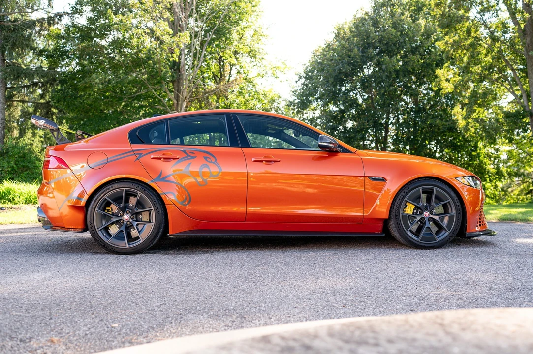 2019 Jaguar XE - Image 29 of 31