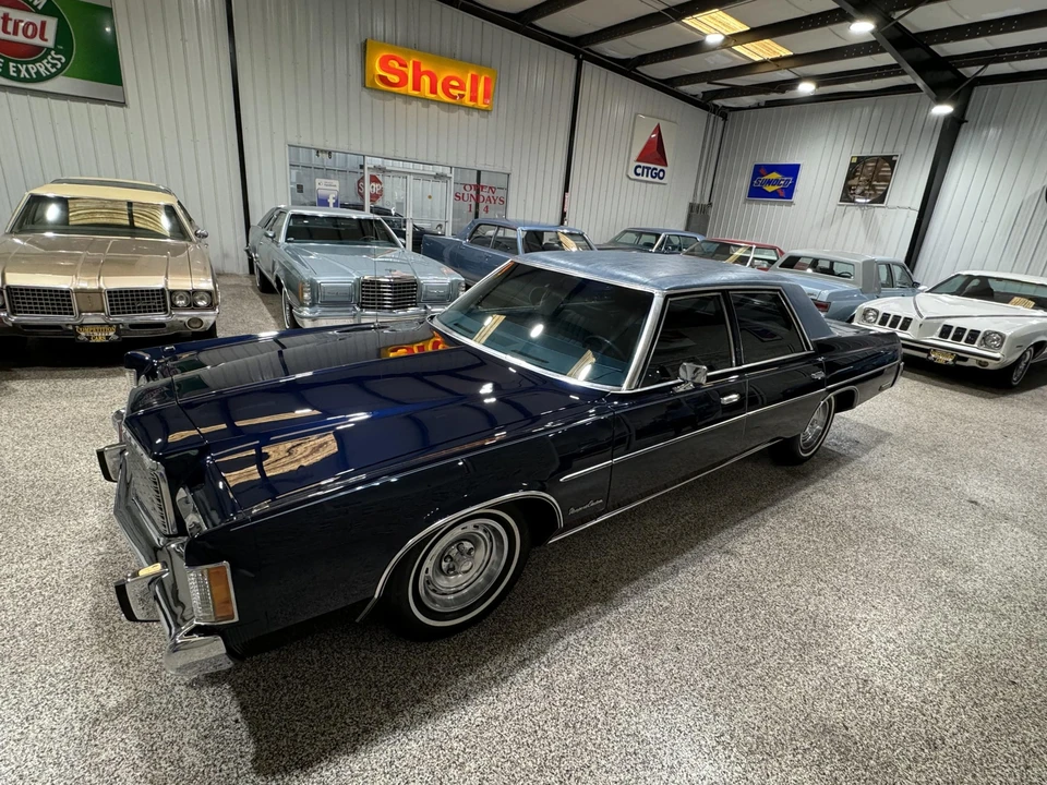 1975 Chrysler Newport - Image 3 of 31