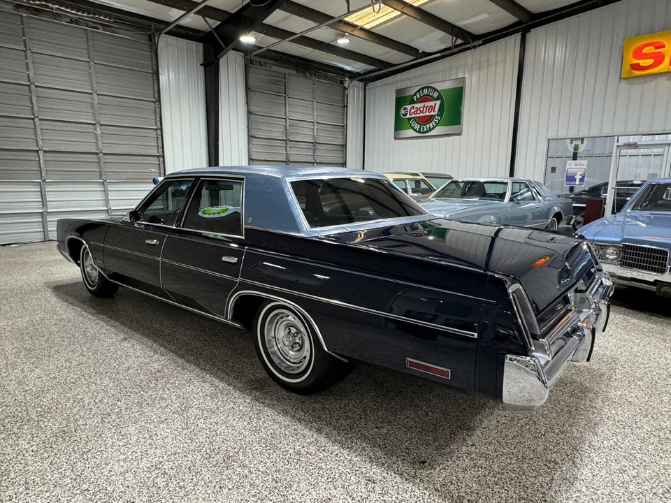 1975 Chrysler Newport - Image 24 of 31