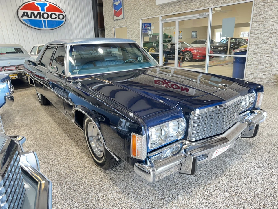 1975 Chrysler Newport - Image 12 of 31