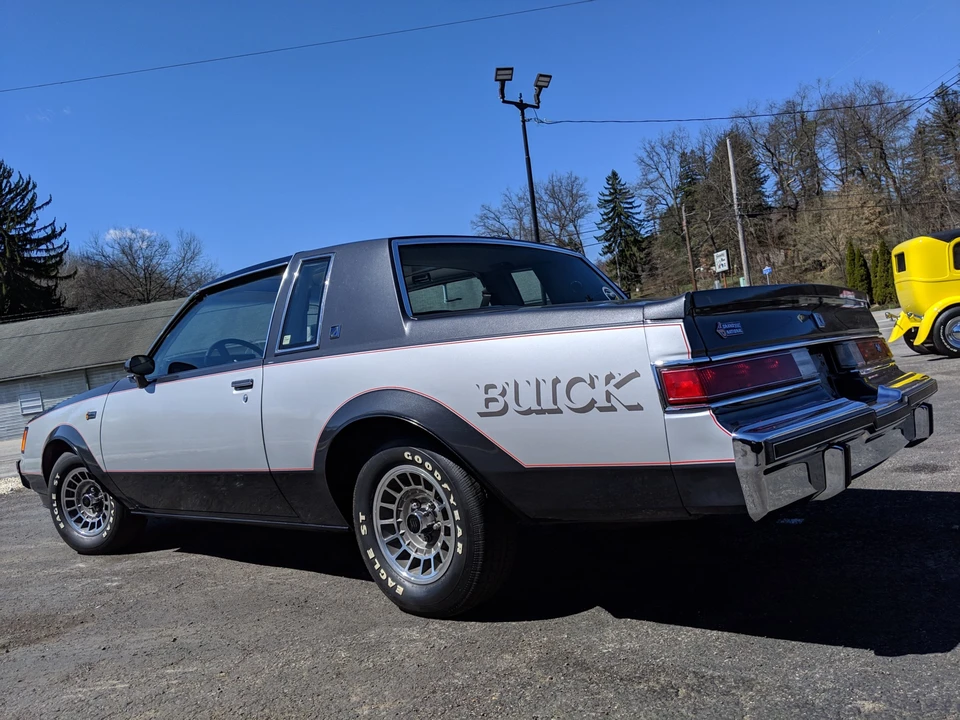 1982 Buick Grand National - Image 28 of 31