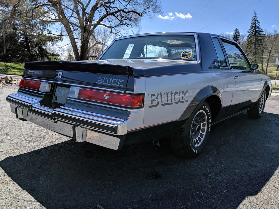 1982 Buick Grand National - Image 22 of 31