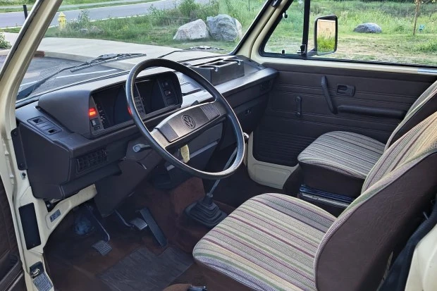 1982 Volkswagen Vanagon - Image 6 of 8
