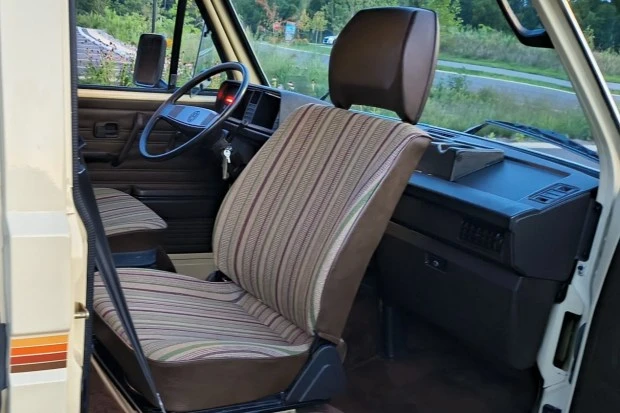 1982 Volkswagen Vanagon - Image 4 of 8