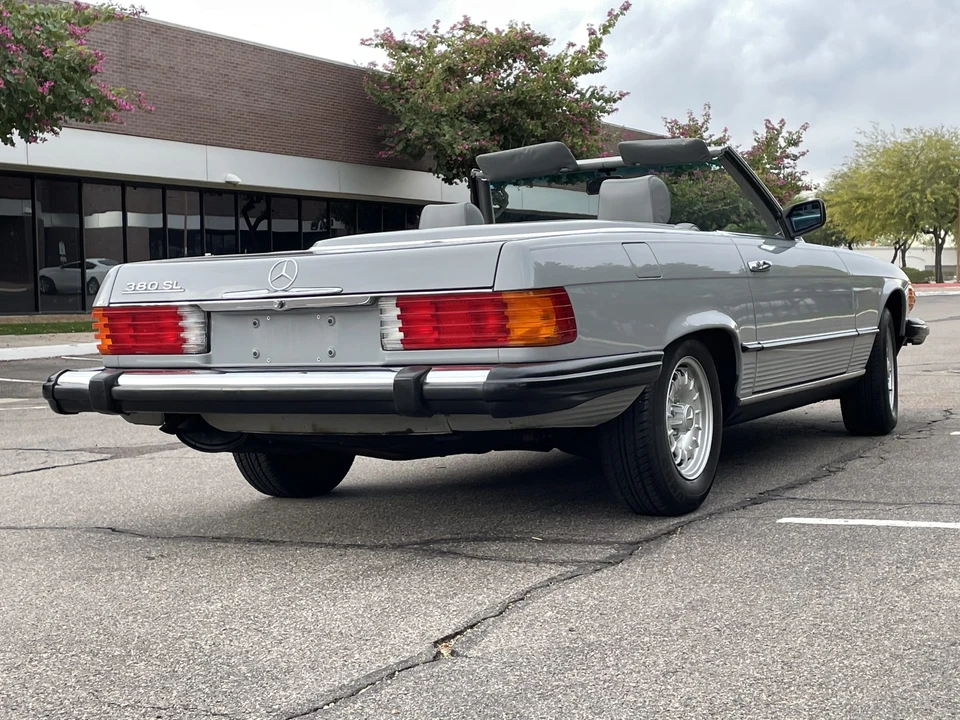 1984 Mercedes-Benz R107 SL-Class - Image 25 of 31